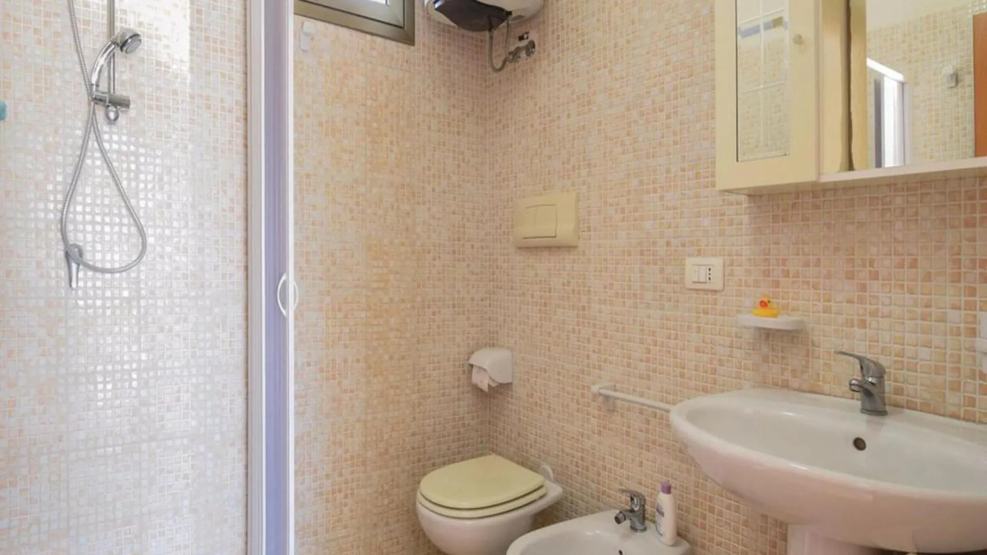 Idyllic Farmhouse In Gambassi Terme Fi With Swimming Pool Querce